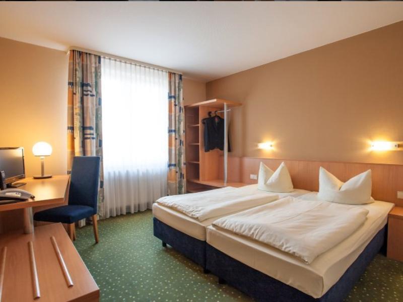 Sensconvent Hotel Michendorf Buitenkant foto